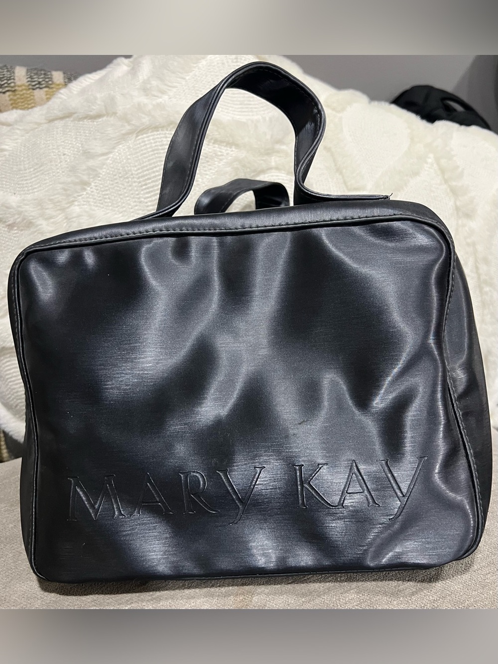 MARY KAY Vintage black faux leather cosmetic and travel organizer bag